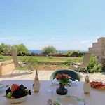 Holiday home Vacanze San Gregorio By Lovesud